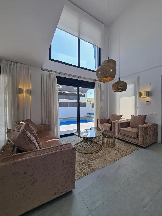 Luxury Villa By Nras Гран Алакант Екстериор снимка