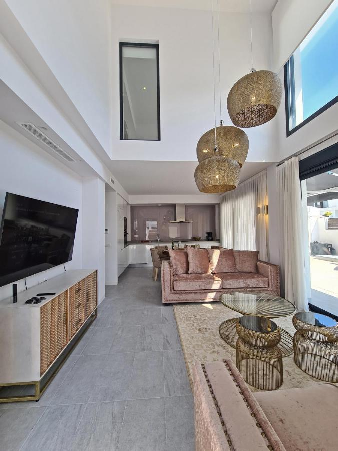 Luxury Villa By Nras Гран Алакант Екстериор снимка